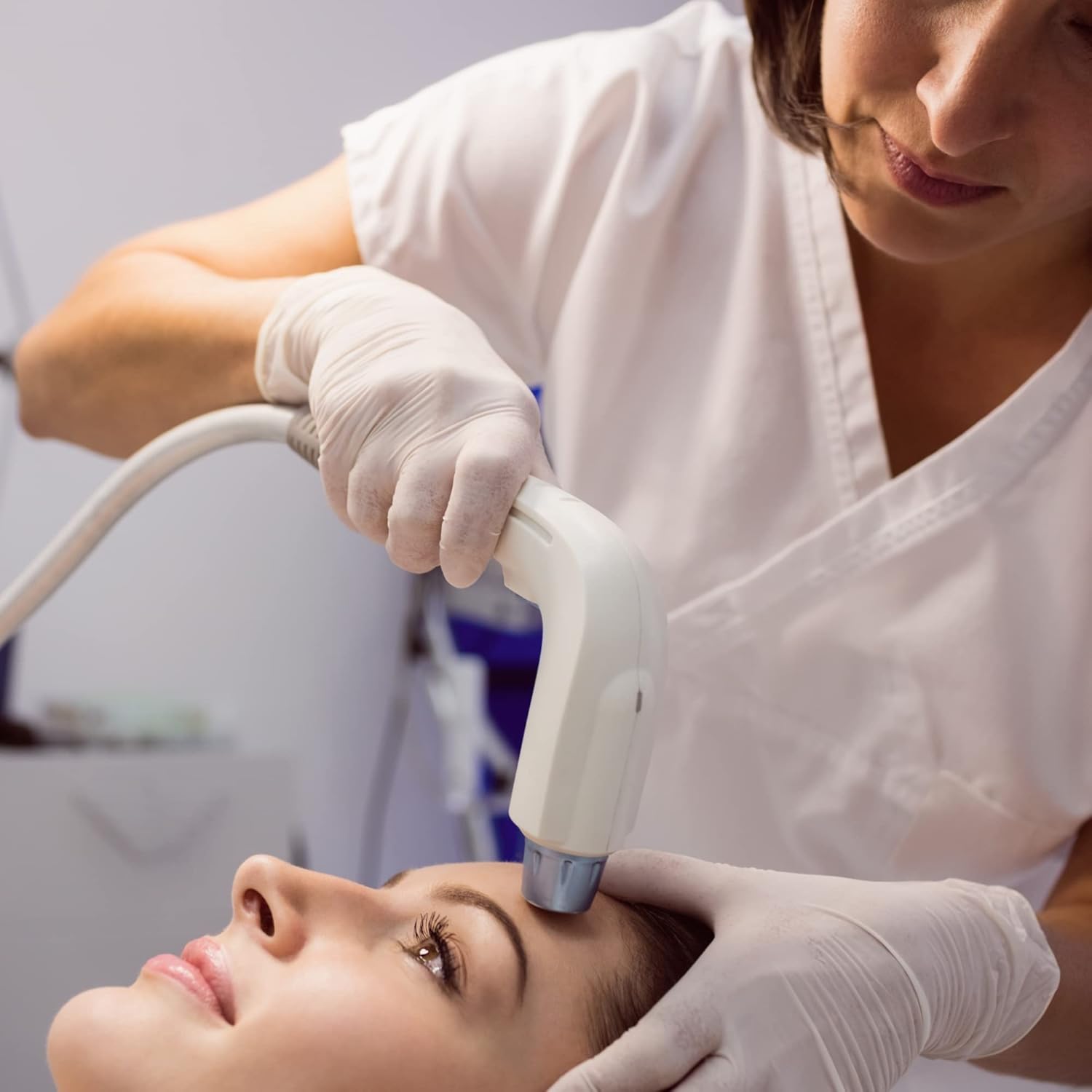 Disposeble Glove Midium & large - 2014