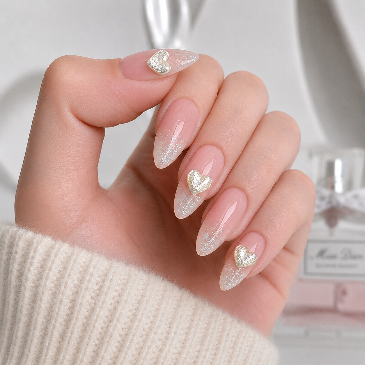 Glitter Heart Nail Charms - 5019