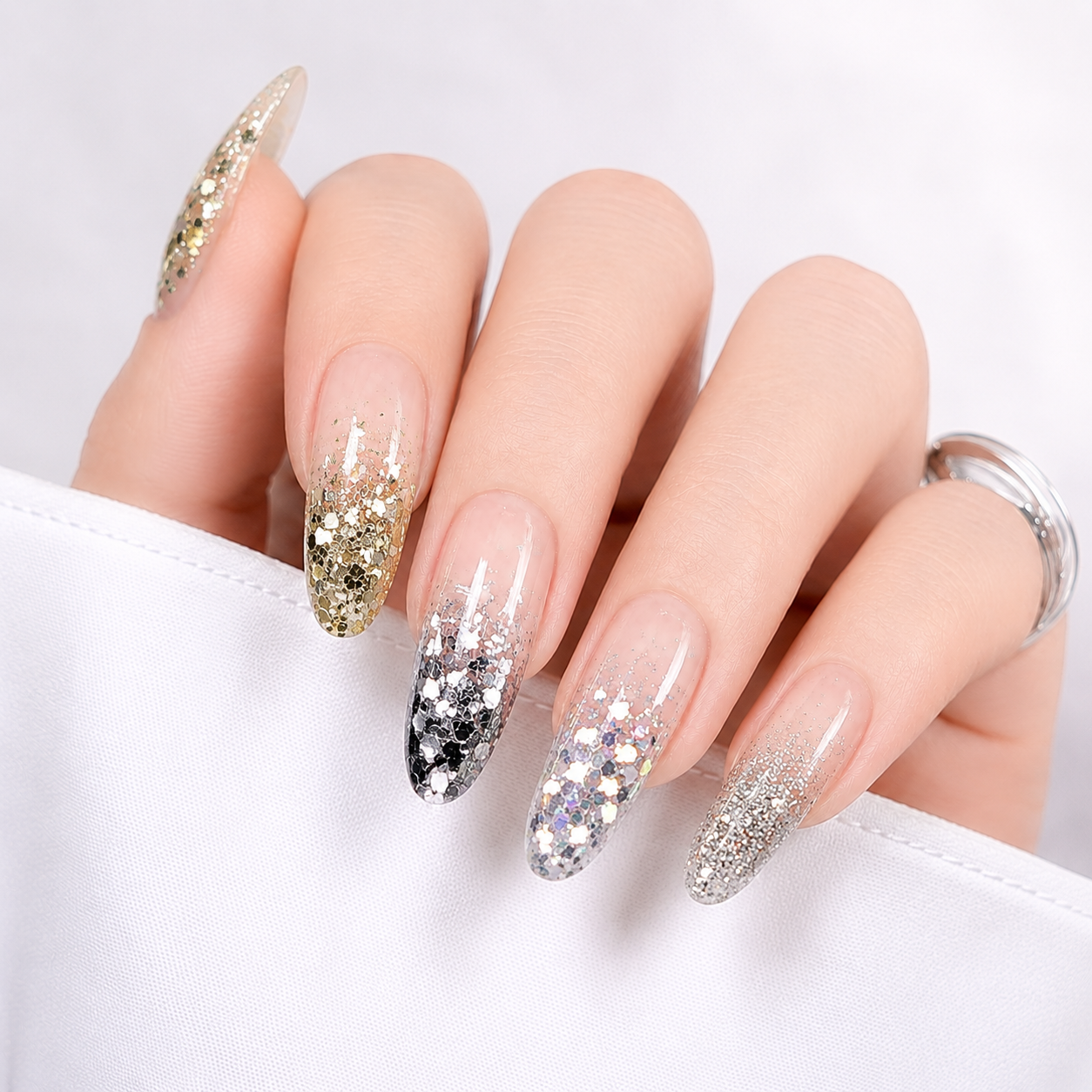 Silver & Gold Nail Glitter Set – 5055